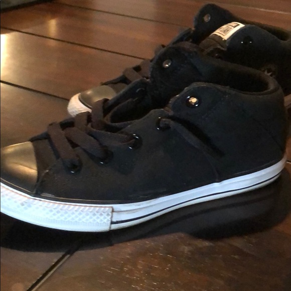 Converse Shoes - Slip on converse